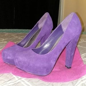 Purple Pumps